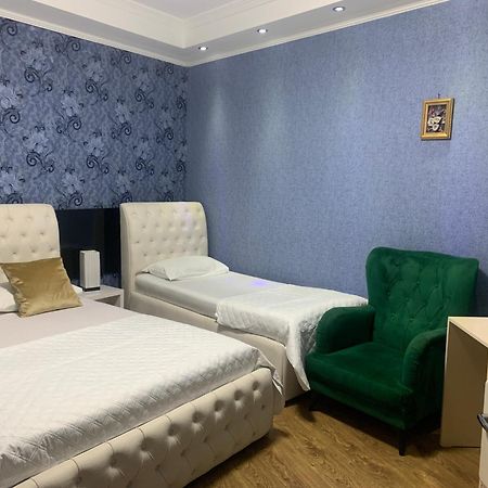 Гостевой дом Aisi Кутаиси Экстерьер фото